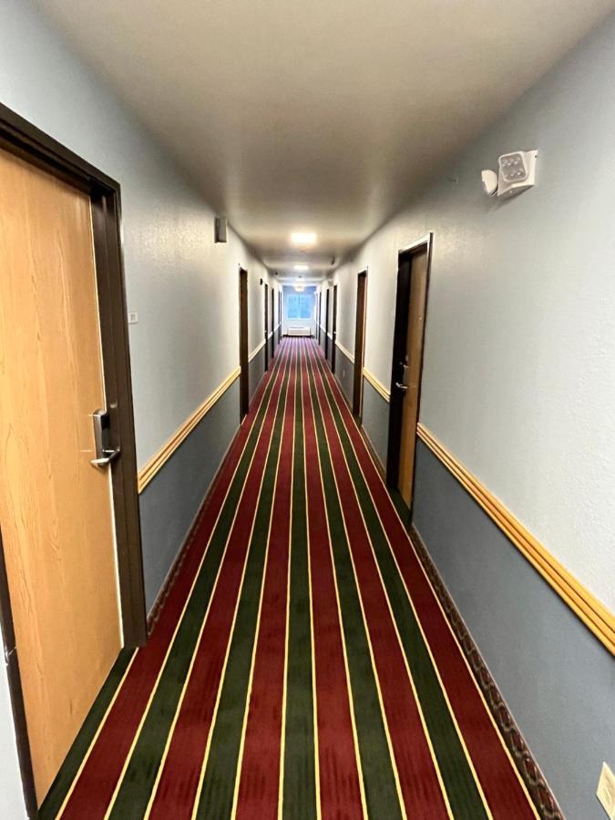 Garnett Hotel & Rv Park Luaran gambar
